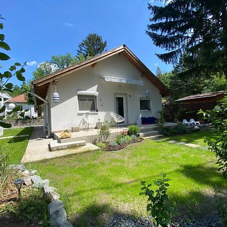 Villa Marika Vendeghaz Szigetmonostor Esterno foto